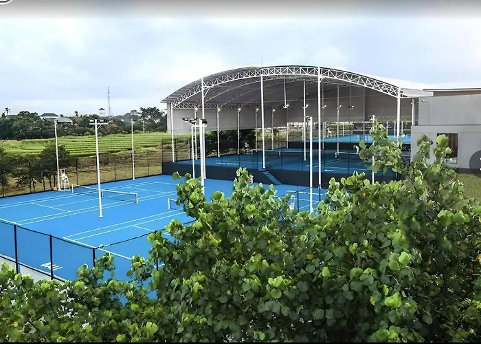 New Luxe 3br I Soundproof I Kids Free I Huge Parking I 7 M Pool ヴィラ